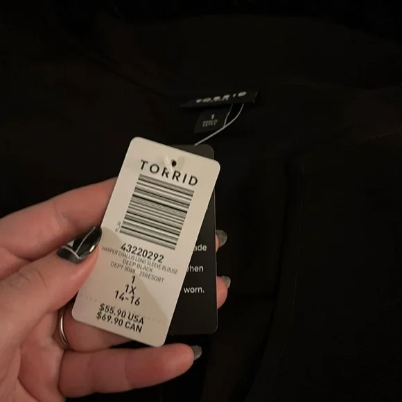 TORRID Harper Pullover Blouse NWT size 1 - Picture 6 of 6